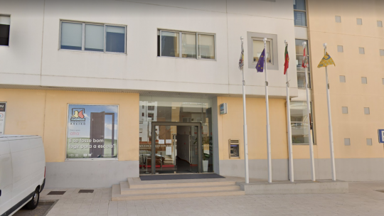 Escola Profissional de Aveiro: professores obrigados a trabalhar sem condições e despedimentos