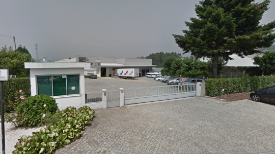 PCF: salários em atraso e ameaça de despedimento para mais de 400 trabalhadores na fábrica de Felgueiras